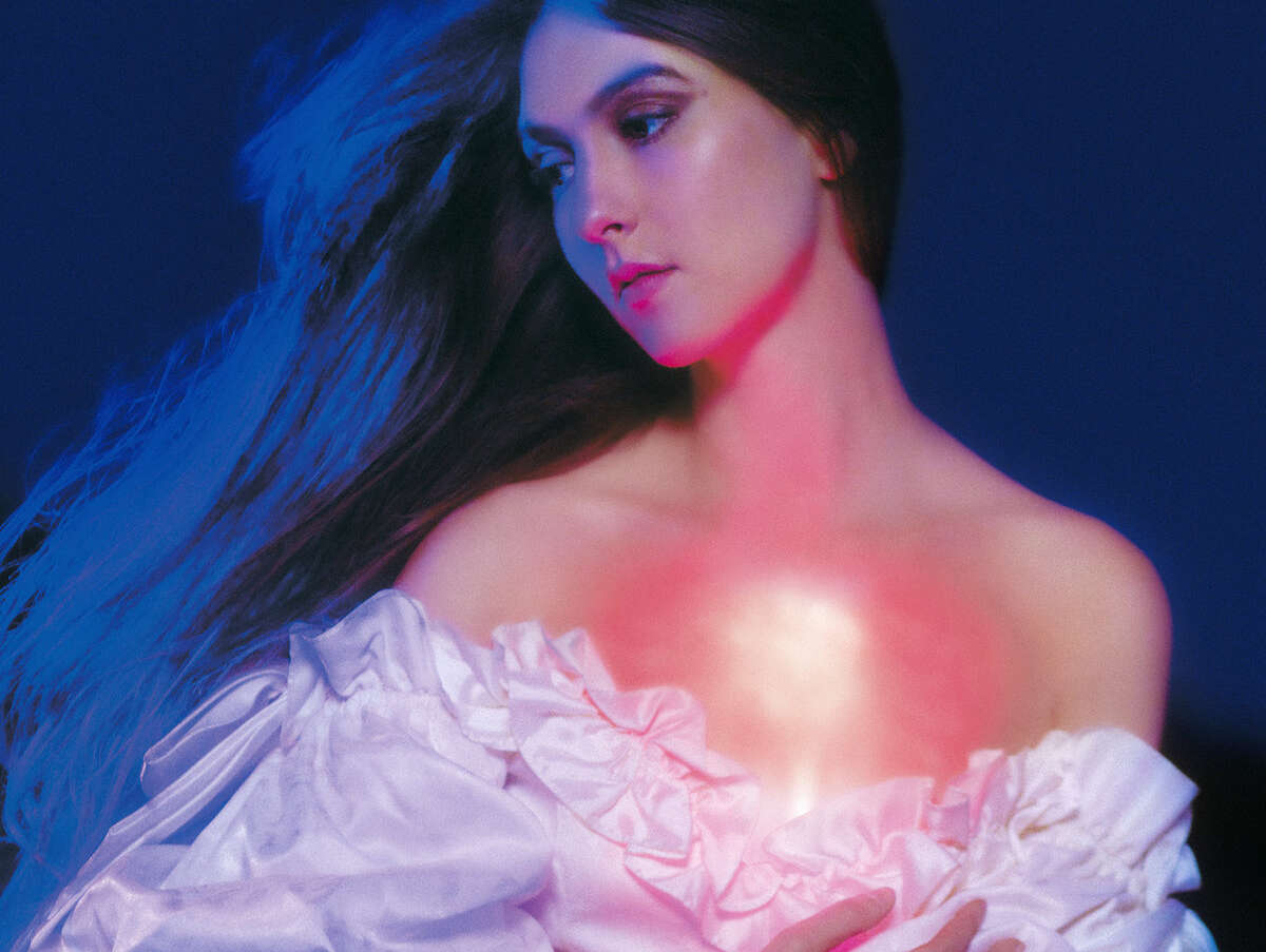 weyes blood and in the darknesss, hearts aglow